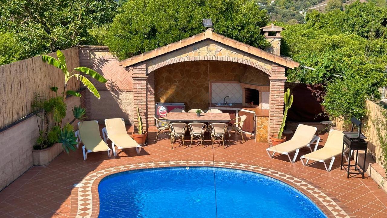 Chalet El Parral - Piscina Y Sala De Cine Malaga Exterior photo
